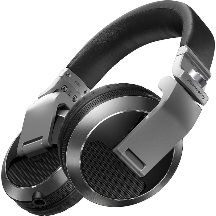 Pioneer DJ HDJ-X7-S - Closed-back Circumaural DJ Headphones with 50mm Drivers, with 5Hz-30kHz Frequency Range, Detachable Cable, and Carry Pouch - Silver